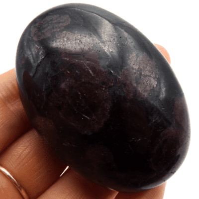 Garnet Palmstone (65mm x 45mm) - Image 4