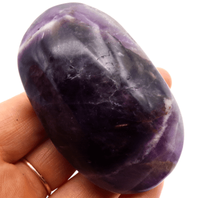 Dream Amethyst Palmstone (78mm x 48mm) - Image 4